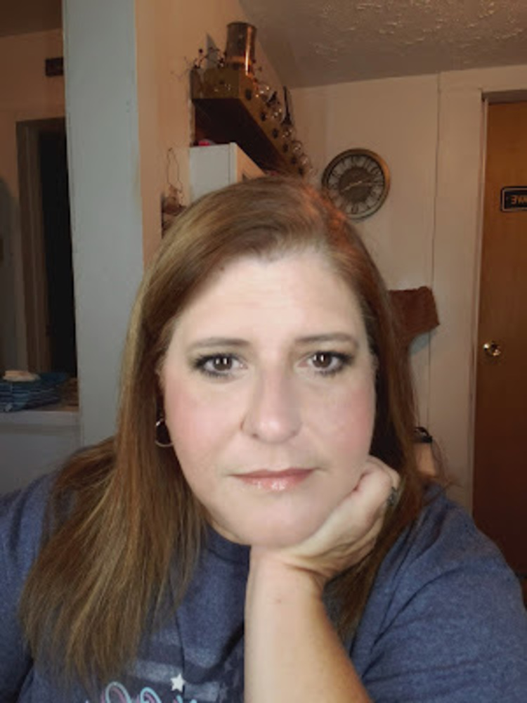 Meet your Posher, Debbie